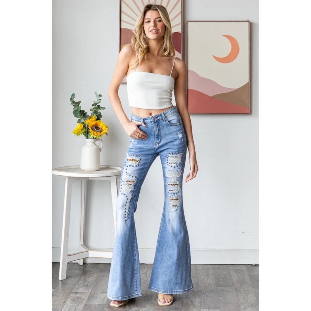Oli & Hali Leopard Patch Stud Detail Distressed Stretchy Flares - Picture 2 of 8